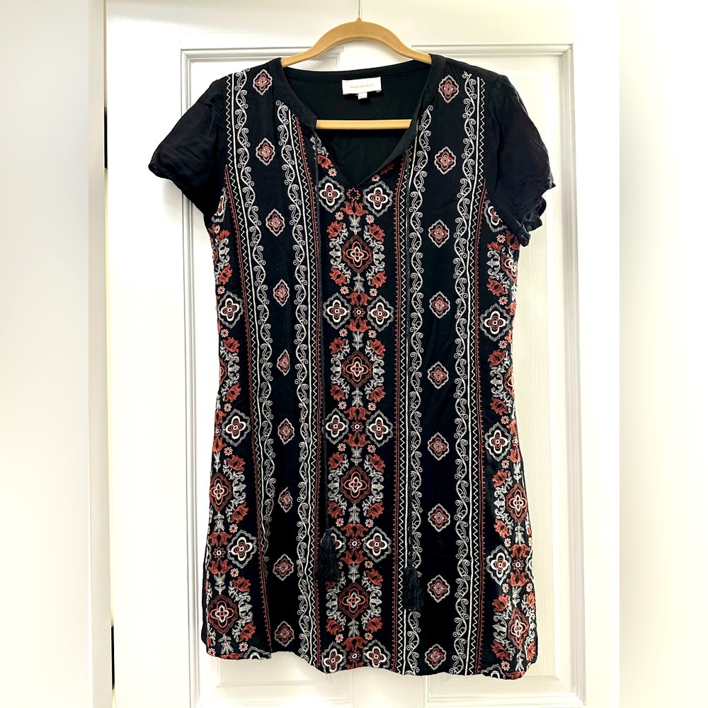 Skies Are Blue, Theresa Embroidered Dress